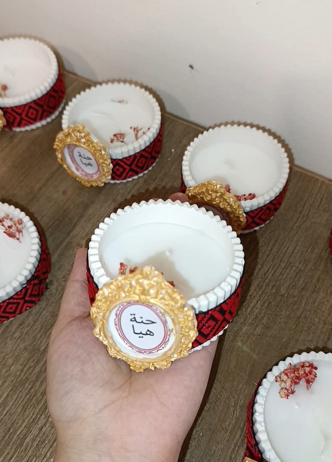 الأعمال اليدوية – فاطمة النعيمات